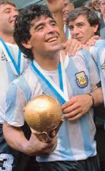 Warum hat Maradona keinen Ballon d’Or?